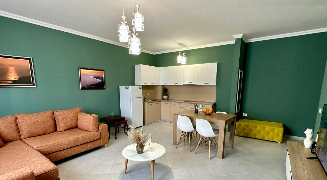 Family Suite Residence Vlore Exterior photo